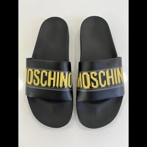 Moschino Sandals Men’s Size 10.5 US /44  Jeremy Scott New In The Box Moschino Sandals & Flip-Flops for Men on Sale up to 90% Off  main image 3